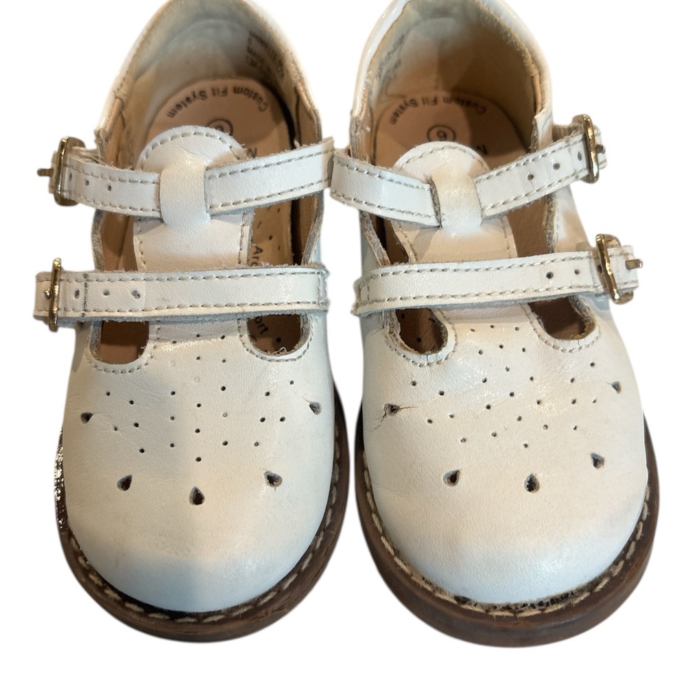 Footmates Classic White Kids Shoes - Danielle 2200